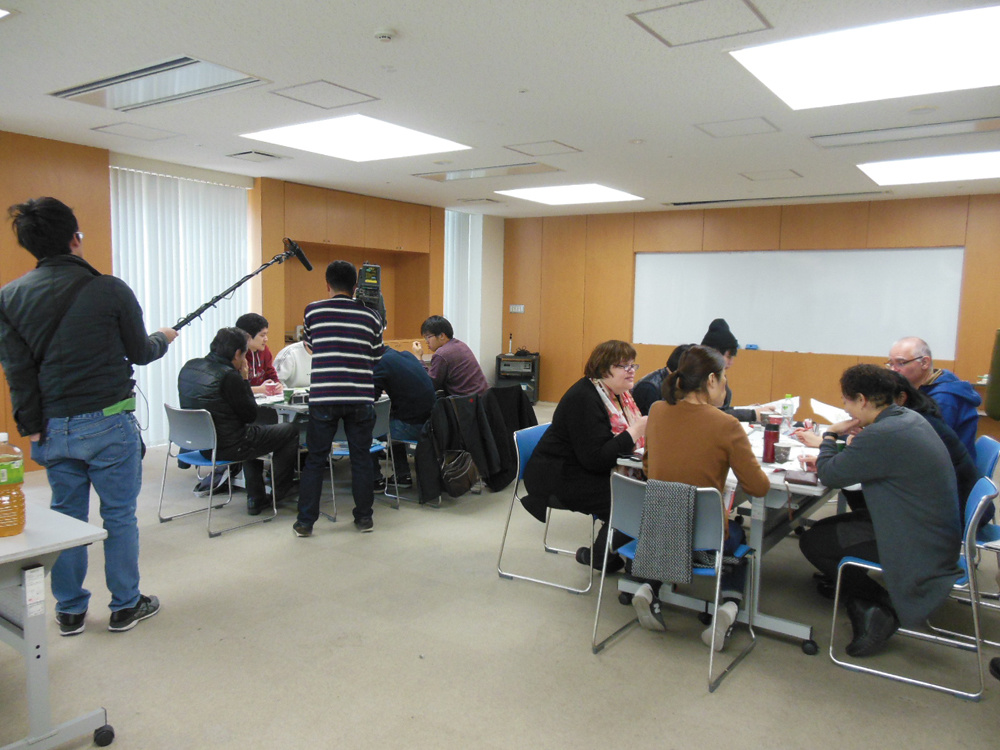 東山「観光・交通・環境」協力会議　「東山バスマップ」振り返り会の様子